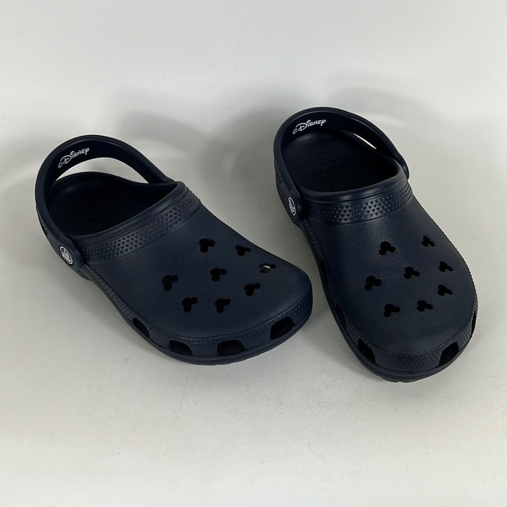 Crocs x Disney collab blue white slip on Mickey Mouse classic clogs women’s 6